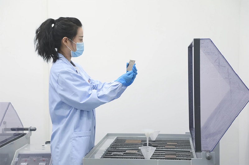 ENVIRONMENTAL LABORATORY